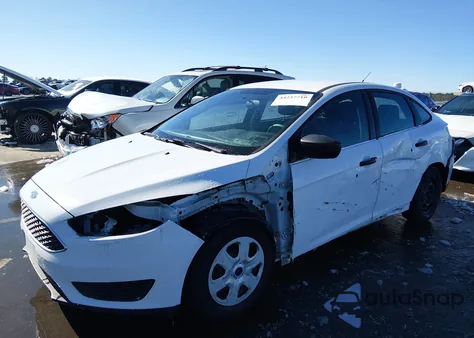 2016 Ford Focus S from USA, damaged, VIN 1FADP3E28GL339449
